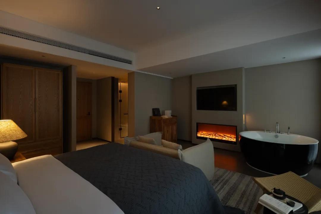 Phoenix Hall House Hotel Fenghuang Bagian luar foto