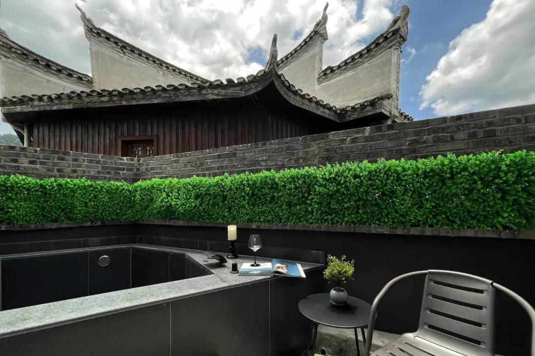 Phoenix Hall House Hotel Fenghuang Bagian luar foto