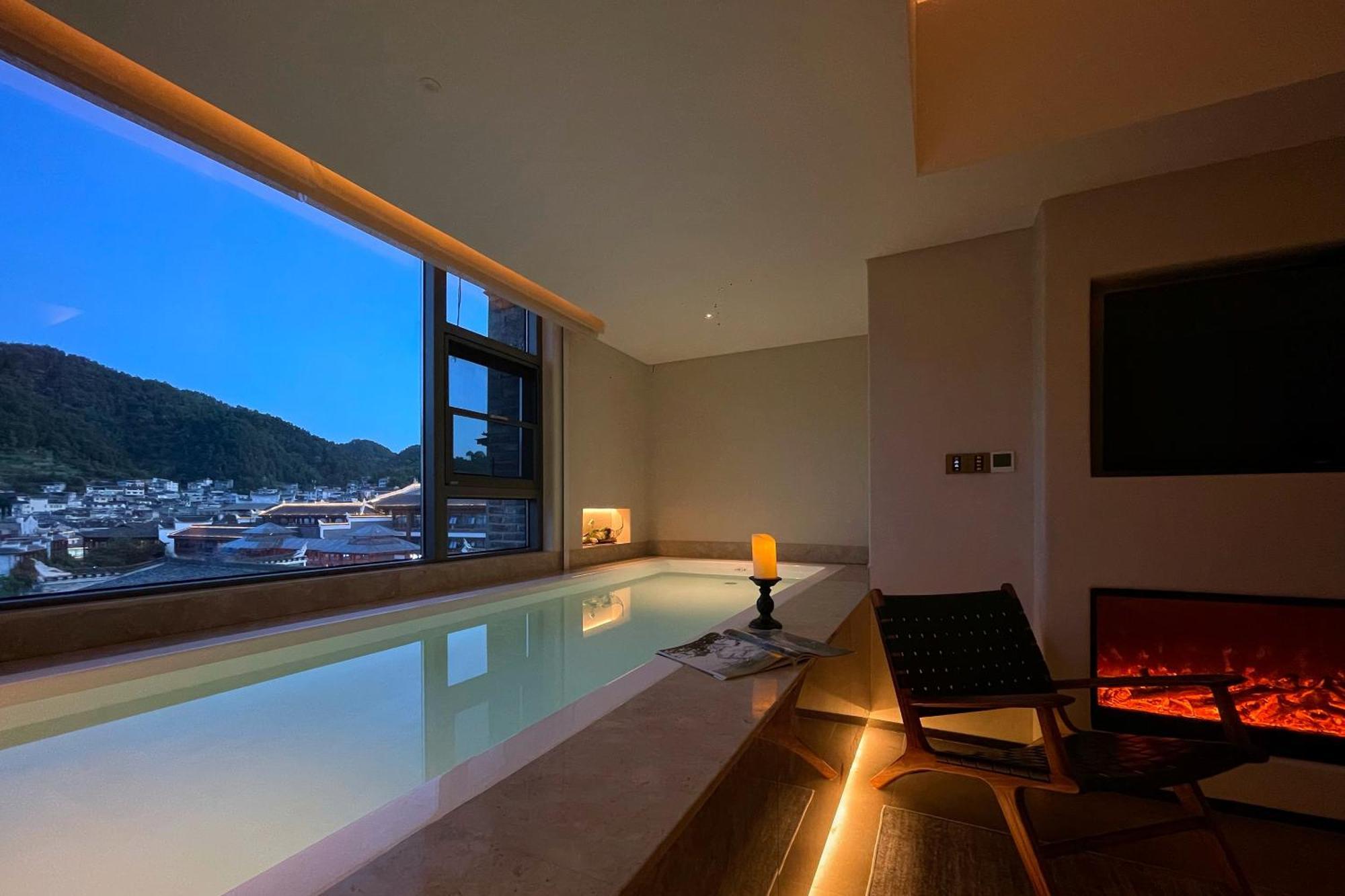 Phoenix Hall House Hotel Fenghuang Bagian luar foto